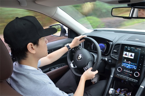 试驾2011雷诺科雷傲,东风雷诺科雷傲2018款试驾四驱