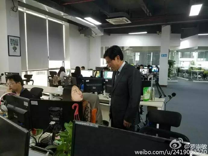 8年前，他给教育厅长写信，没想到8年后