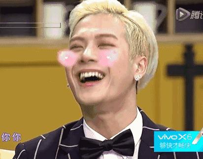 让你街头style立现的秋季单品：教练夹克