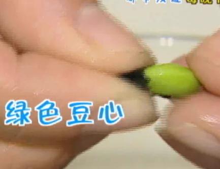 黑豆绿心和黄心哪个比较好,绿心黑小豆和绿心大黑豆的区别