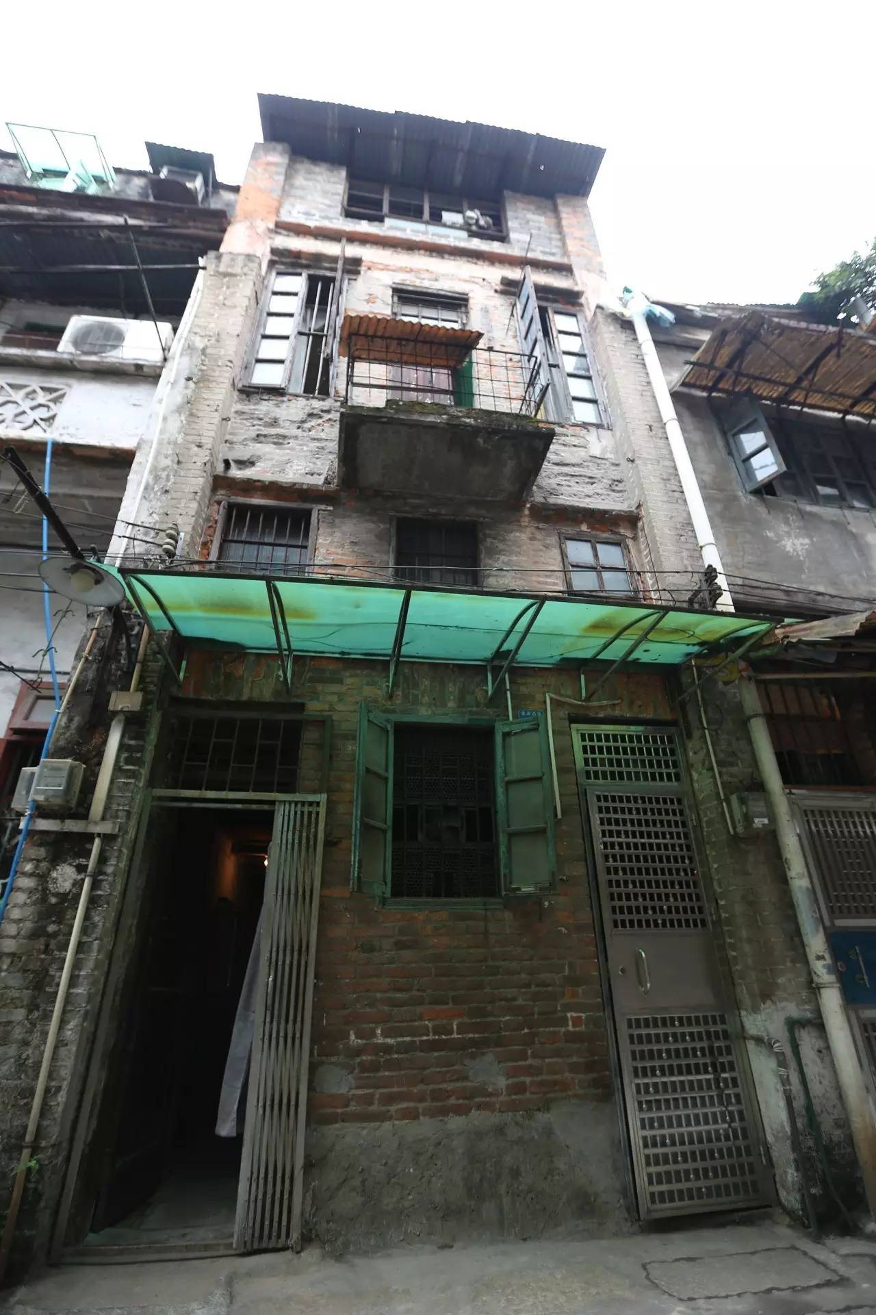 一栋房子改造成民宿,如何设计一栋百年老宅