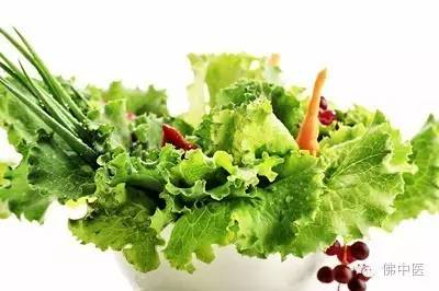 骨质疏松喝牛奶吃钙片有用吗,骨质疏松补钙的注意事项