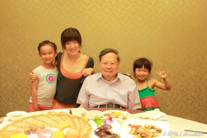 杨振宁子女和翁帆的关系怎样,杨振宁晚年给翁帆留下了什么