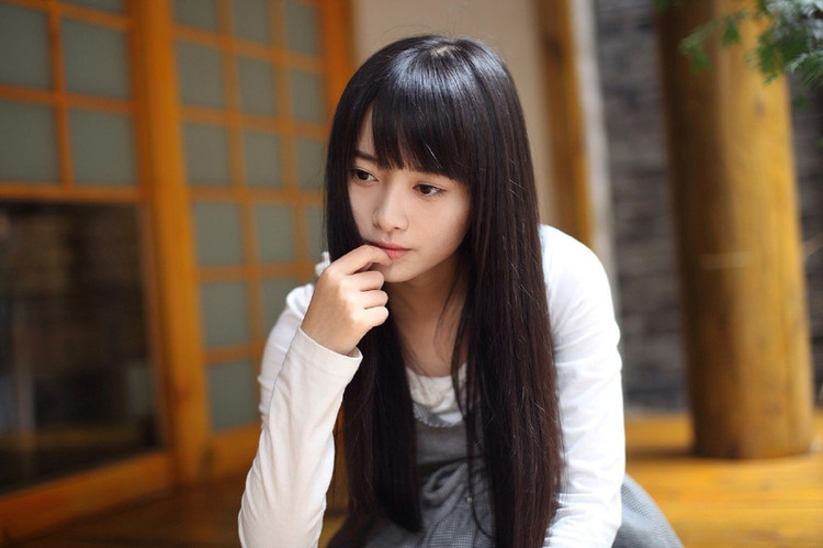 学生用的朵唯手机,网红手机朵唯