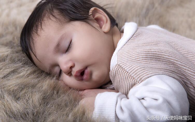 婴儿睡眠倒退闹觉,宝宝闹觉是睡眠倒退吗