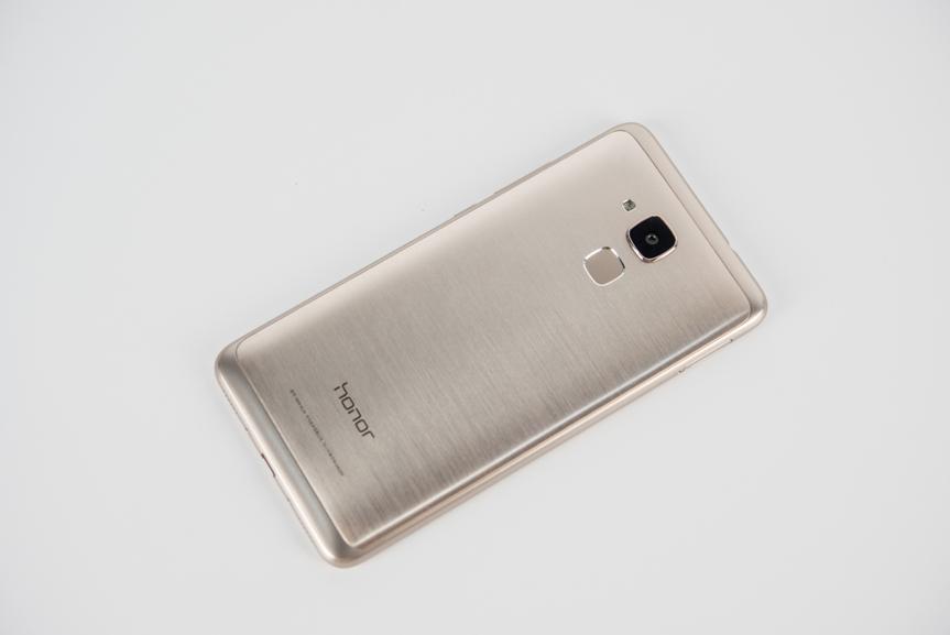 高品质助力5C，遭花样虐待后竟全身而退