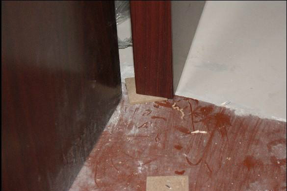 10年装修的老师傅忠告,木门安装关不严有什么妙招