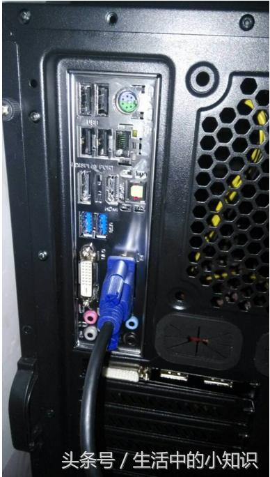 鐢佃濡備綍杩炴帴鐢佃剳鏁欑▼,濡備綍鎶婄數鑴戝拰鐢佃杩炴帴鍚屽睆