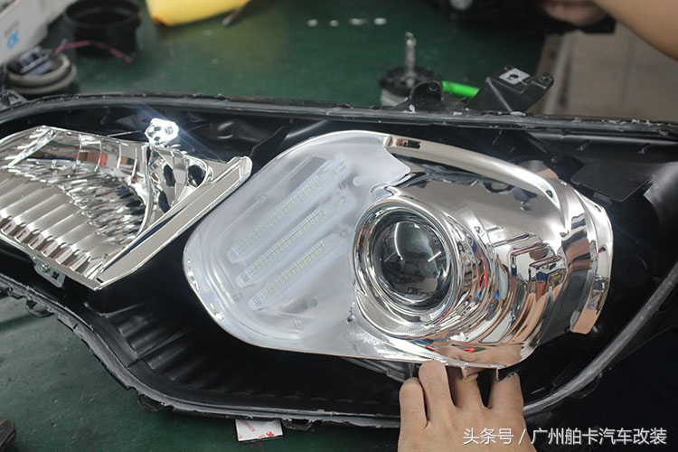 新飞度改黑色,新飞度改白色灯泡