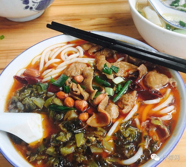 深圳学校门口的热门小吃,大学生校门口美食推荐