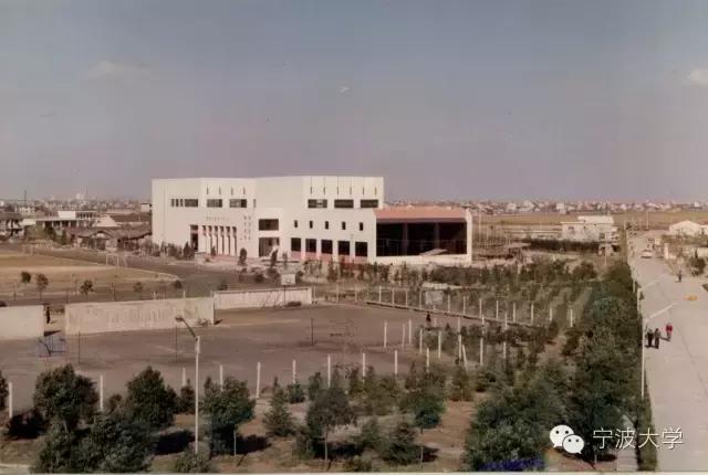 这个地方30年前真的很繁华,宁大回忆