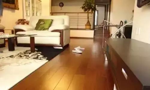 木地板用久了怎么变光亮,如何让木地板光亮如新小妙招