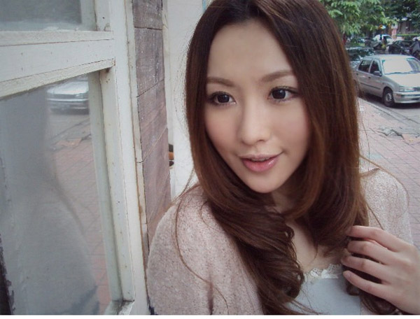 王婉咖，姑娘和她的名字一样有股古典的气息