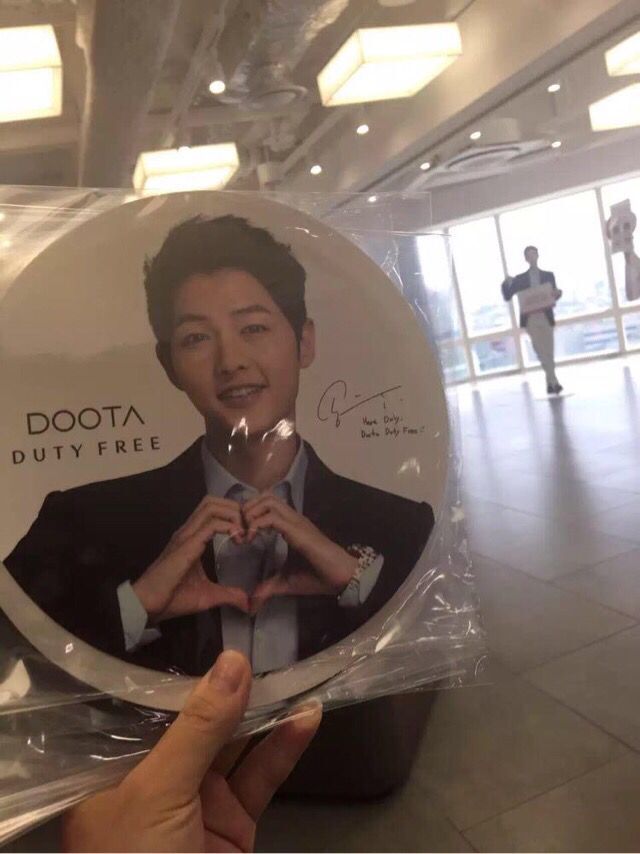 去鼻子黑头的最好方法小窍门,正确使用去黑头鼻贴的方法