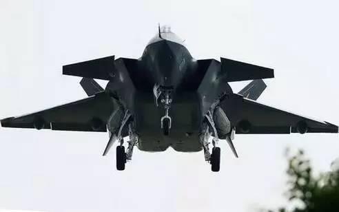 歼20横空出世震惊西方,中国歼20的最新突破