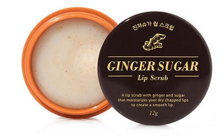 嘴唇起皮如何护唇,嘴唇干裂起皮没有唇膏解决方法