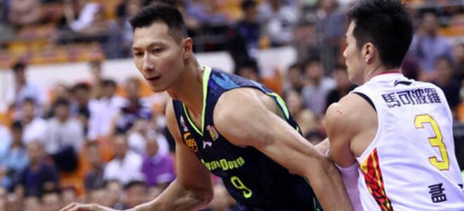 阿联脱鞋事件再起风波,易建联谈退出男篮