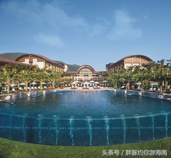 三亚三亚湾小海豚附近酒店,三亚鹿回头附近住宿