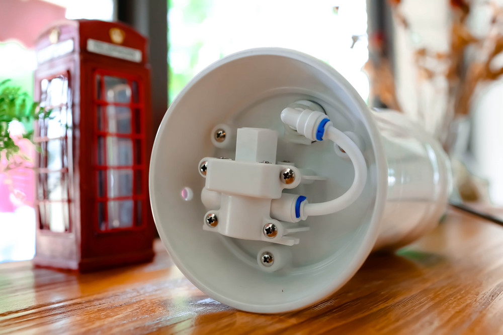 无电反渗透净水机测评,弱碱性净水机和普通净水机