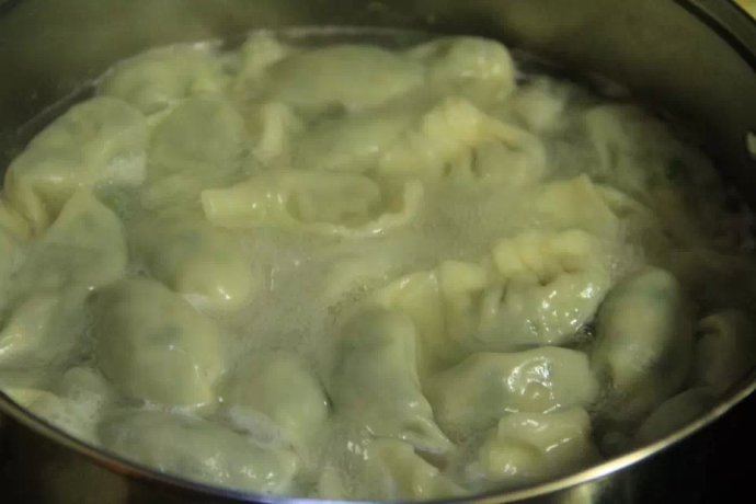 茴香馅儿的饺子的做法,茴香饺子有药味儿