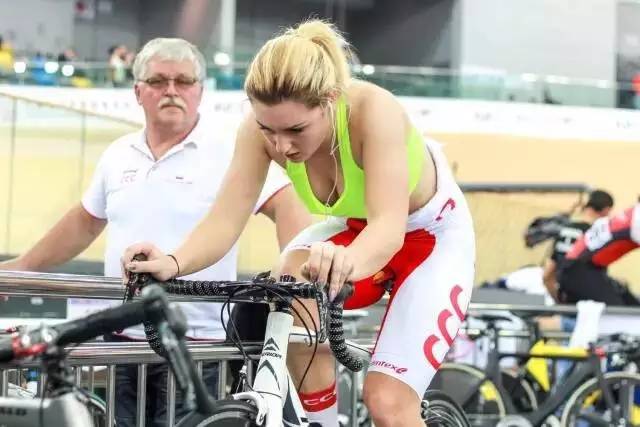 香港场地世界杯拾遗DIAO炸天连体骑行服巡礼