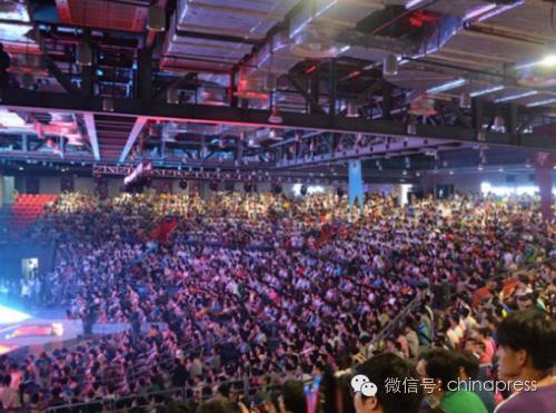 你说你煮饭就煮饭为嘛还要插中指？