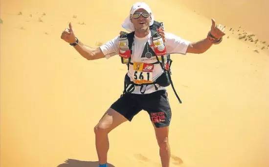 球场上他们是巨星，马拉松赛场他们也是跑男！