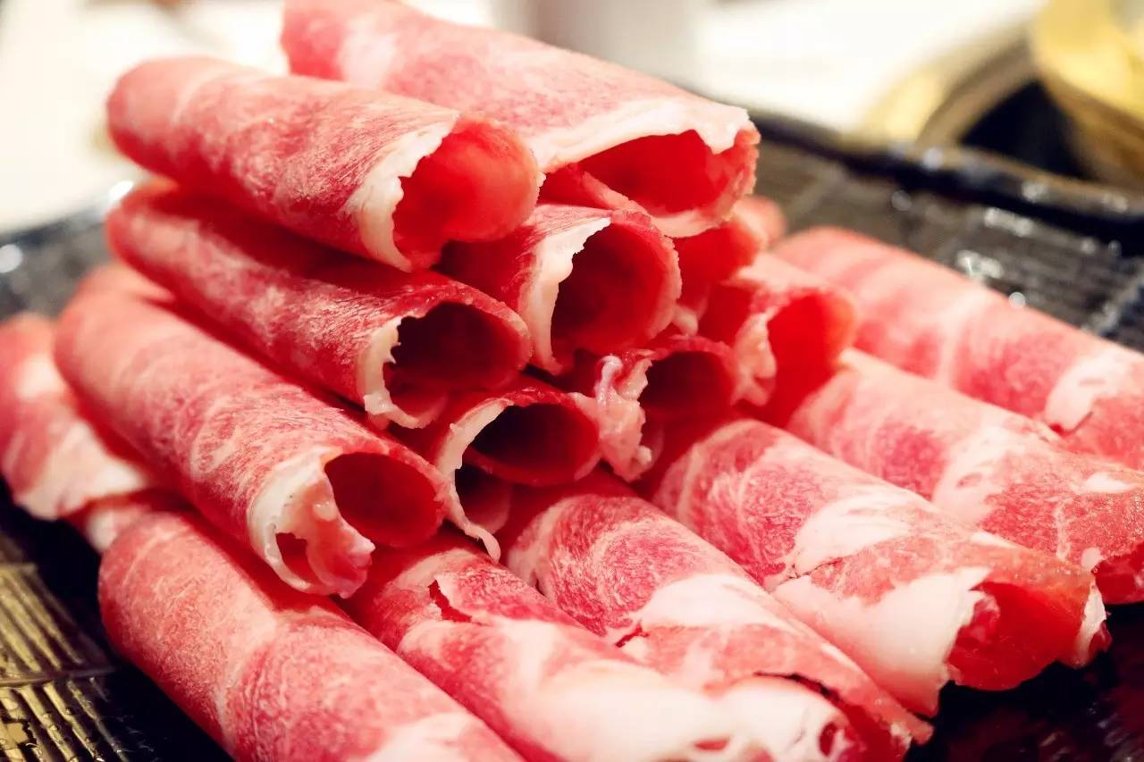 男朋友的怀抱也暖不过冬日里的这家驴肉火锅！