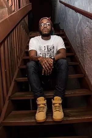 还在穿小白鞋吗,还在穿冬天的鞋子