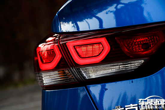 2016年现代领动1.6自动豪华版试驾,2016款现代领动1.6自动精英试驾