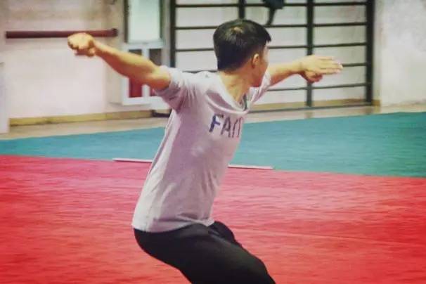 与其打工不如找个男朋友,双十一与其剁手不如旅游