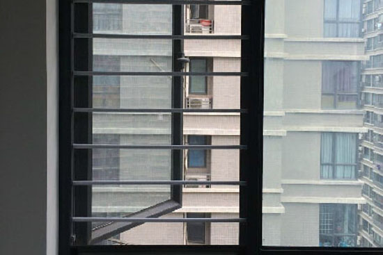 隐形防盗纱窗磁条纱窗哪家便宜,铝合金防盗纱窗和铝制纱窗