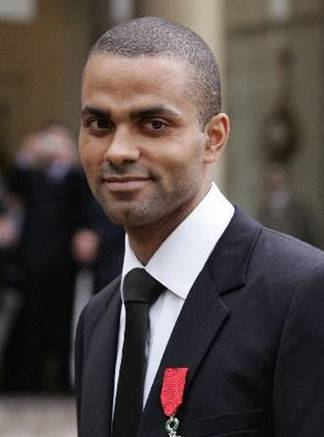 说到油漆区飙车,我只服托尼帕克