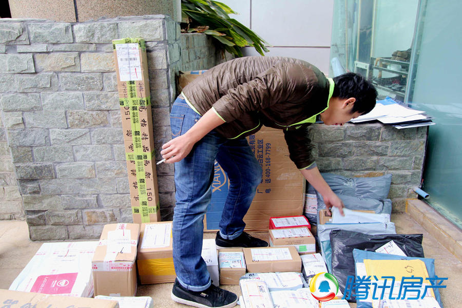 广州快递员真实收入,快递员自曝收入