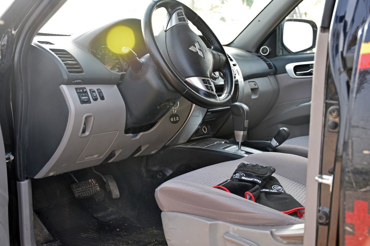 帕杰罗劲畅沉浸式体验,2022款帕杰罗劲畅试驾视频