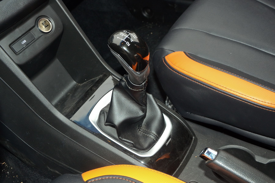 飞度大空间七座售价,本田飞度空间有多大啊