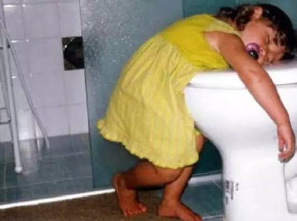 周一上班有情绪？能用嘴巴解决的，我们尽量不动手！