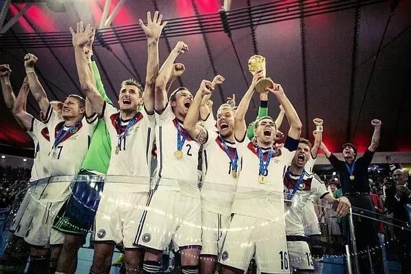 经典足球视频动画片,经典足球视频完整版