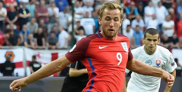 竞技足彩比分,世预赛足彩分析