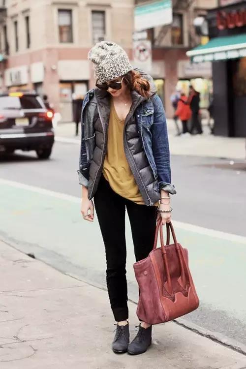 好冷啊!我只想躲进羽绒服里装成一个时髦的瘦子!