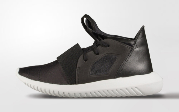 Adidas卯足劲了：连续公布新配色