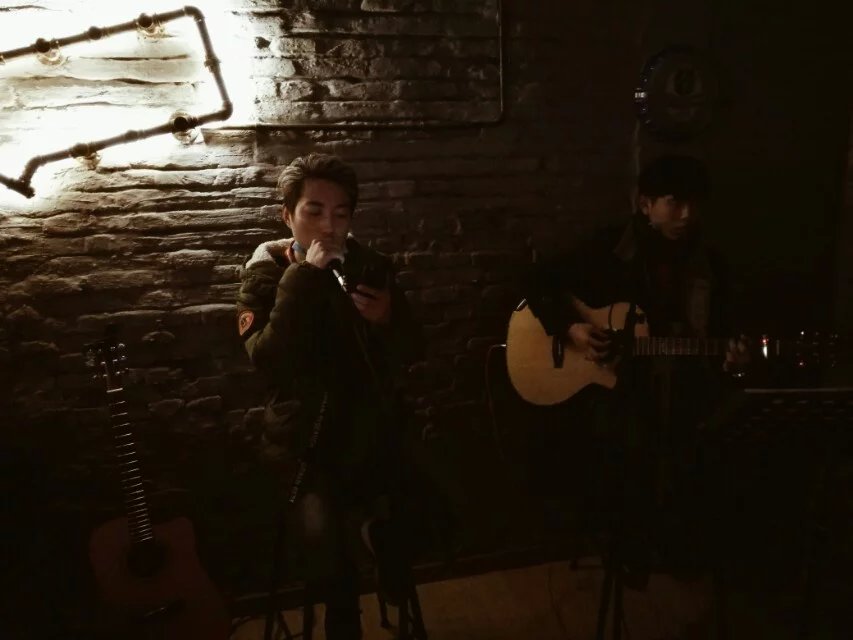 鎳掍汉寮瑰敱姝屾洸,鎳掍汉寮瑰敱