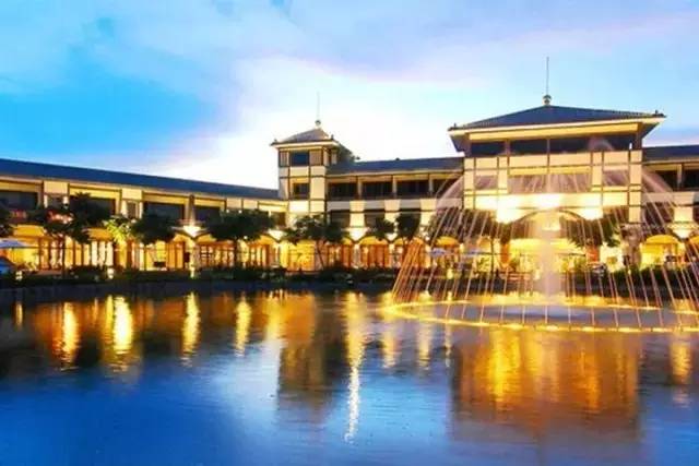 国内十佳温泉一扫冬季的寒冷,又到了泡温泉的季节