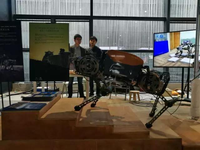 四足机器人大赛波士顿,四足机器人中国