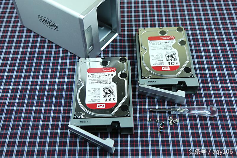 体验简单直接的TerraMasterD2-310