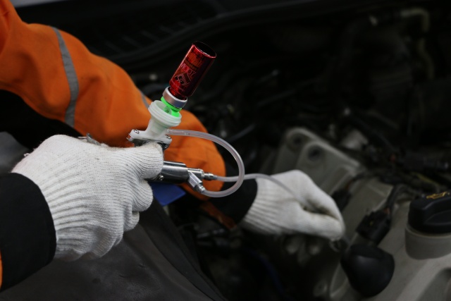 新保时捷卡宴怎么调整举升模式,保时捷卡宴如何重启中控屏