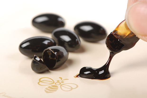 无铅蜂胶与巴西绿蜂胶哪个好,巴西蜂蜜与蜂胶