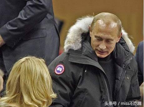 谁说羽绒服不能穿出优雅范,谁说羽绒服不够时尚