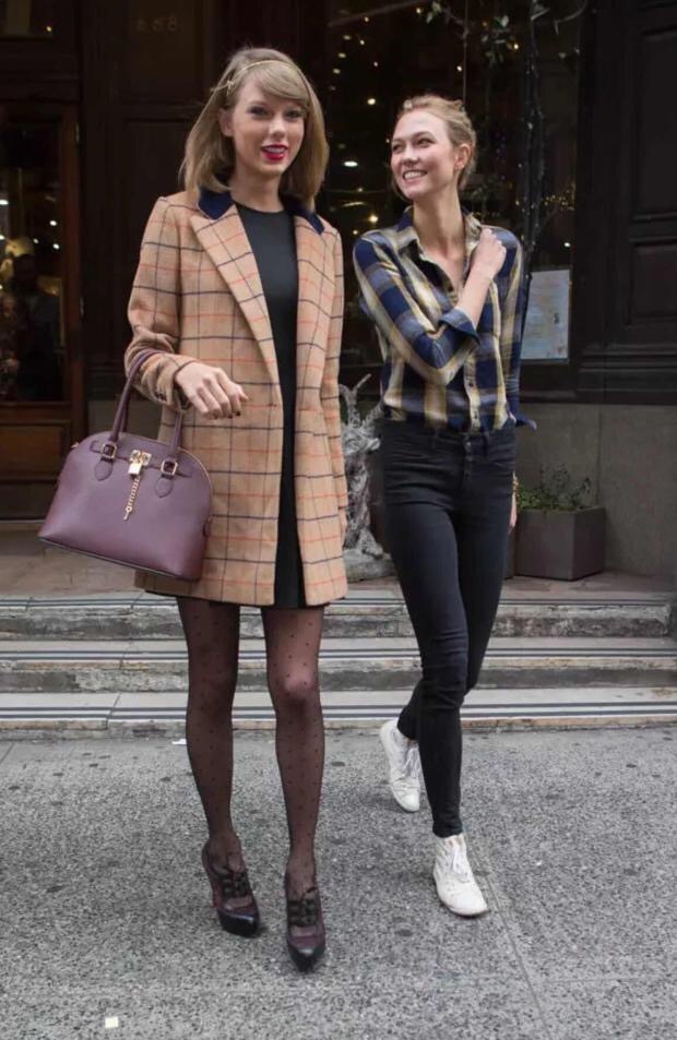 这些大容量包包简单又好看,这些包包不贵却比大牌还好看