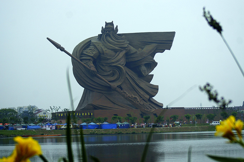 经商供奉什么关公,财神爷和关公哪个比较招财